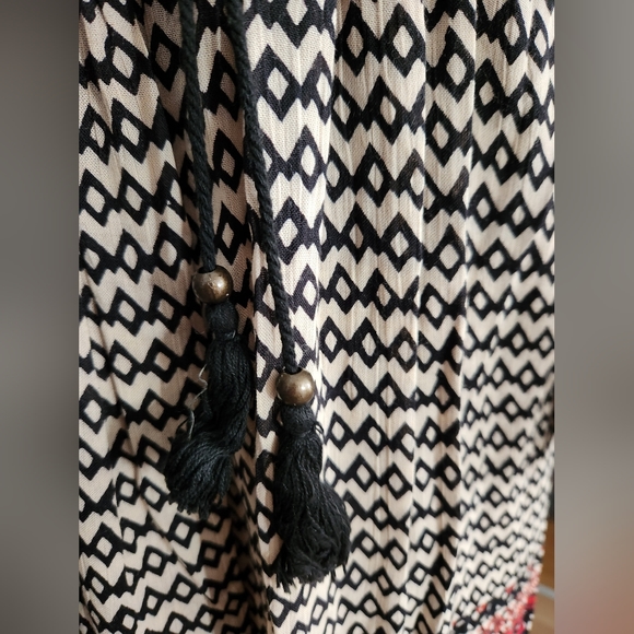 Patterned Crotche Boho Dress - Picture 8 of 8